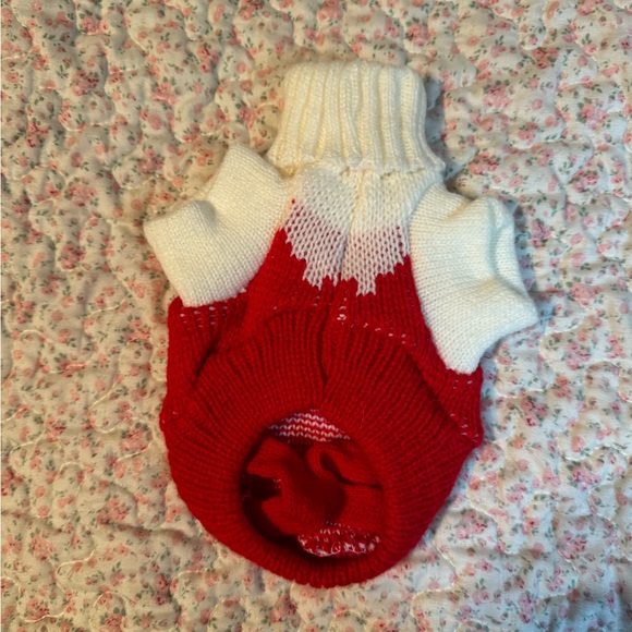 Sweater - Picture 2 of 4